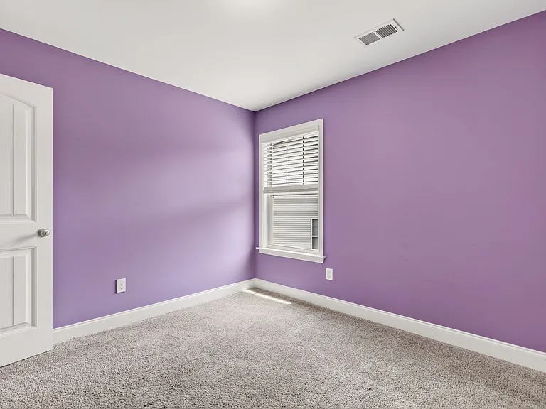 793 Silver Pines Ln — Photo 36