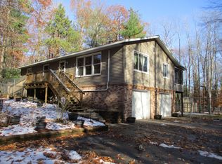 2474 N Jebavy Dr, Ludington, MI 49431