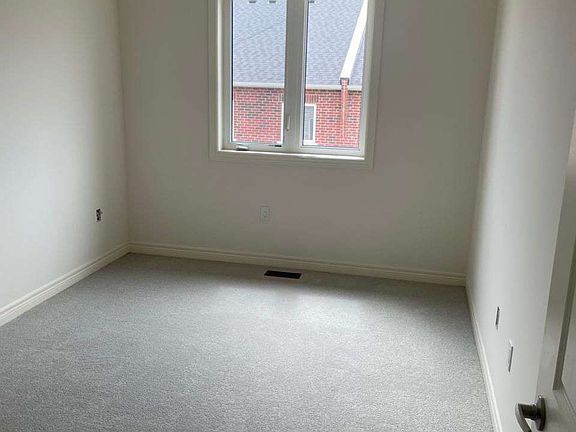 5th image of 86 Gledhill Cres