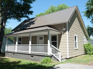 5 Pelzer St, Greenville, SC 29611