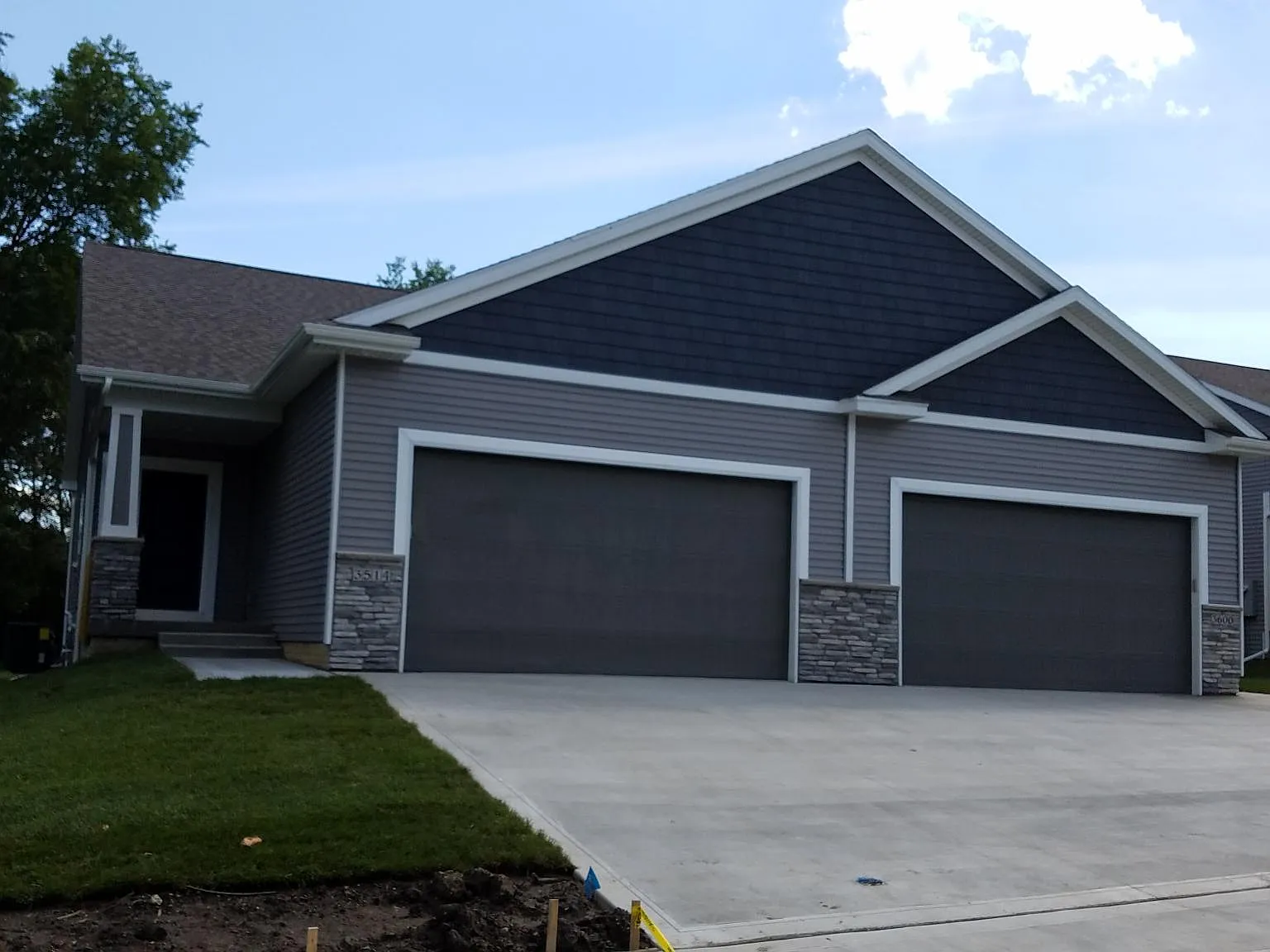 3604 Coy Street — Photo 2