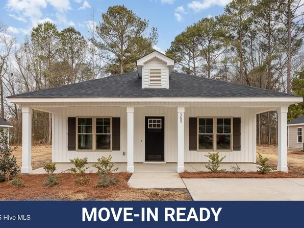 305 E Pope Avenue, Kenly, NC 27542