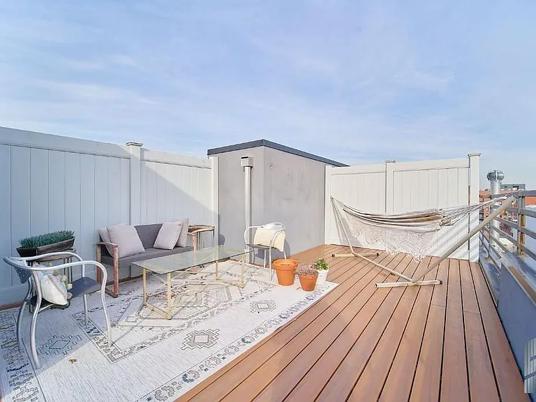 207 N 6th St #4R — Photo 2