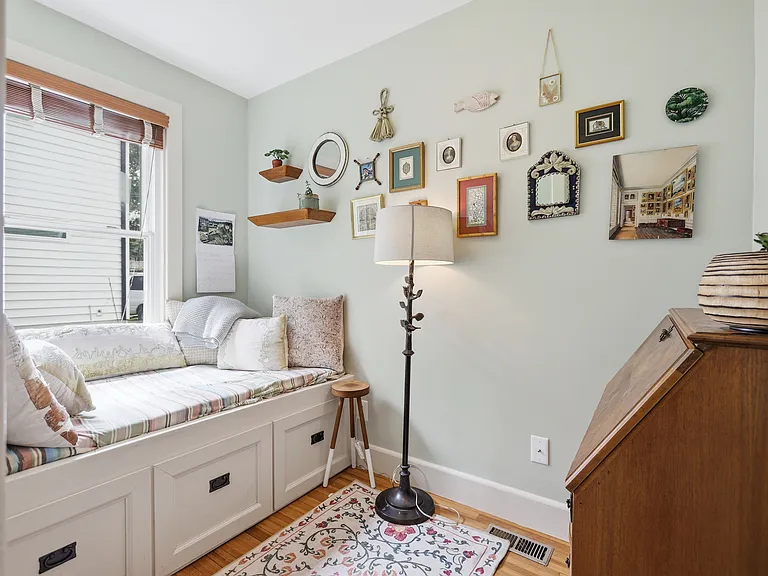 1008 Shepherd St NE — Photo 15