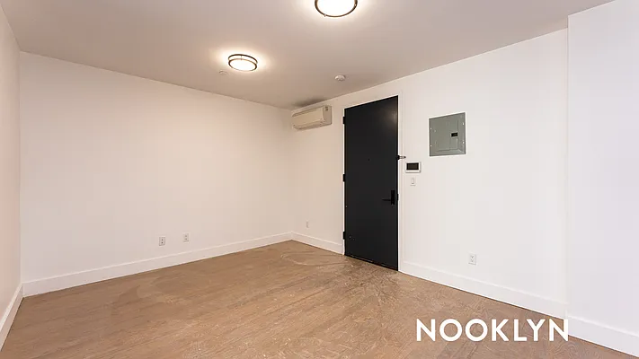 Rented by Nooklyn NYC LLC | media 12