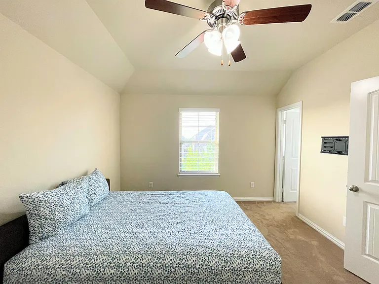 11513 Morrow Ln — Photo 36