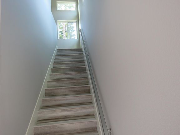 5th image of 5753 Case Ave #1