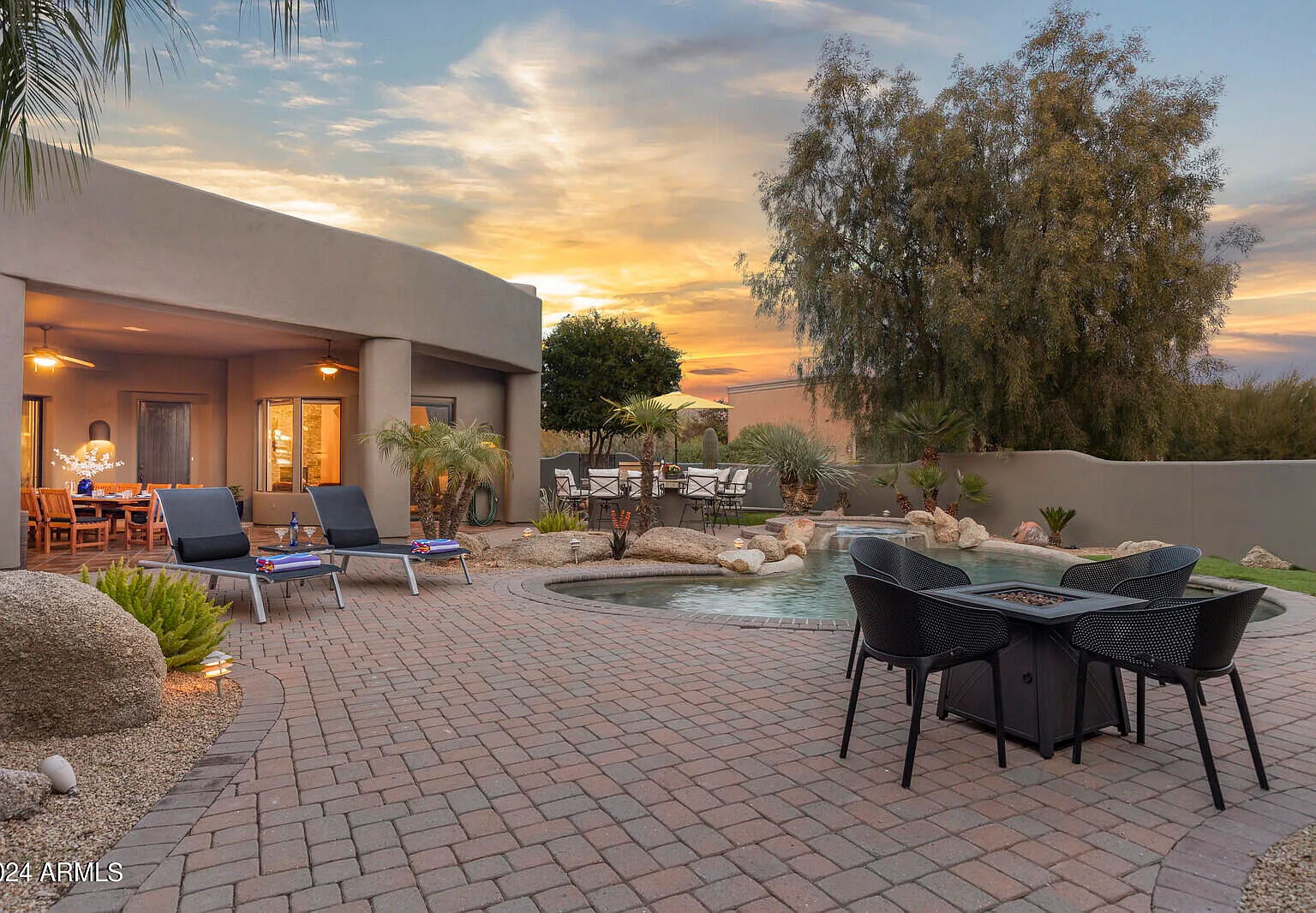 4 bed, 4.5 bath, 3357 sqft, $10,000 — Photo 2