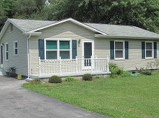 4835 Bradshaw Rd, Salem, VA 24153