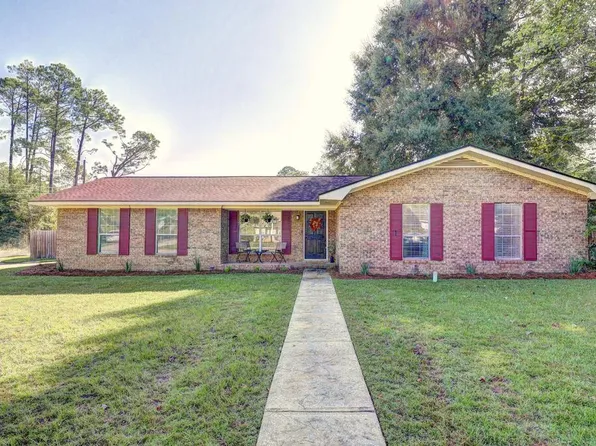 1101 Morningside Dr, Bainbridge, GA 39819