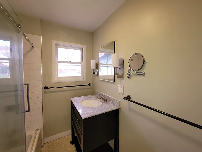 980 Wenzel Ln — Photo 24