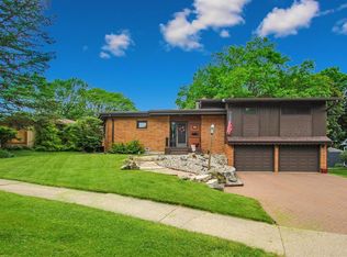 46 N Westwood Ave, Freeport, IL 61032