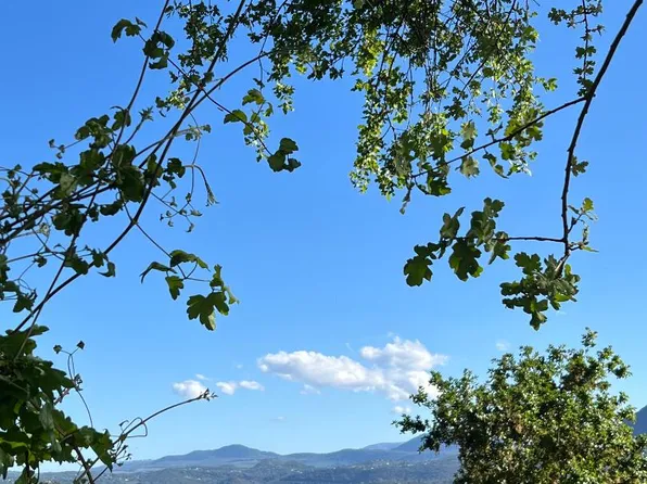 (undisclosed Address), Glenhaven, CA 95443