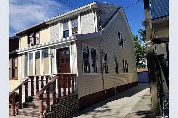 Sold by Charles Rutenberg Realty, Inc. | media 10