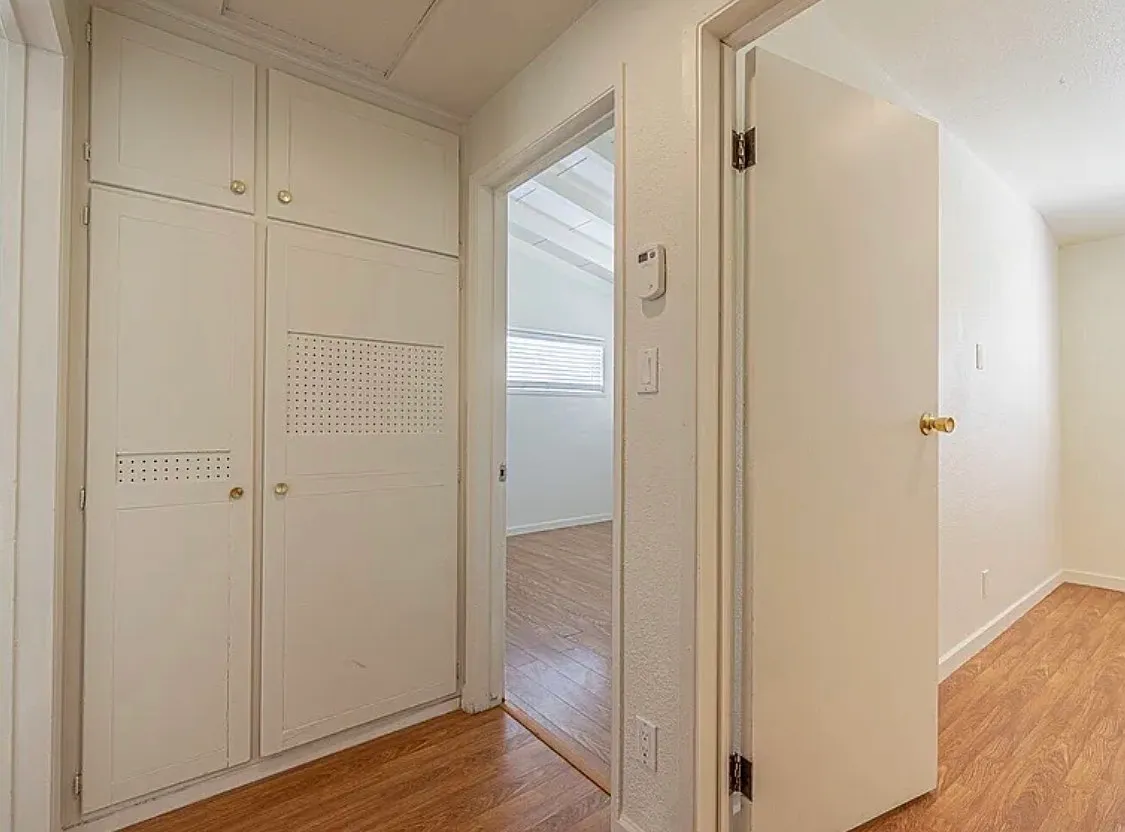 3 bed, 1.5 bath, 1088 sqft, $2,650 — Photo 1