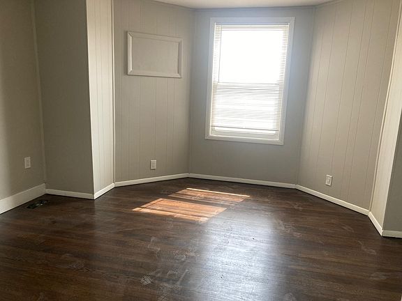 4th image of 6005 Elmwood Ave #1