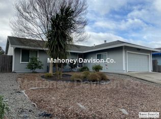949 Ellen Ct, Rohnert Park, CA 94928