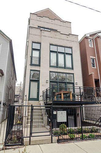 1st image of 821 N Wood St #3