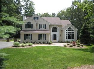 31 Heritage Ct, Randolph, NJ 07869