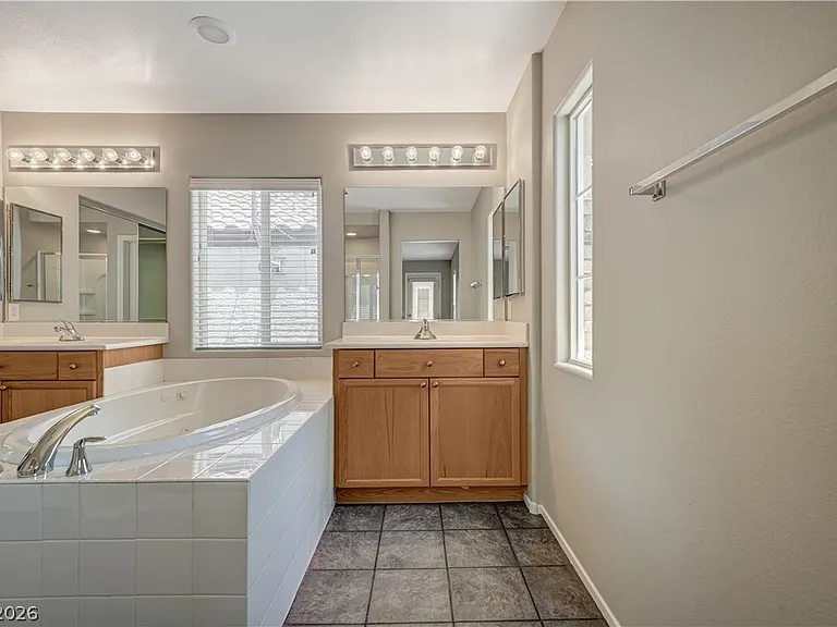 10592 Valdosta Ave — Photo 31