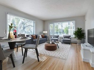 2416 14th St SW #5, Calgary, AB T2T 3T6