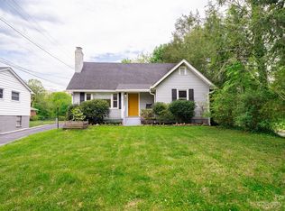 213 Governors View Rd, Asheville, NC 28805