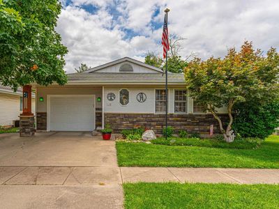 110 S Logan St, Mason City, IL, 62664