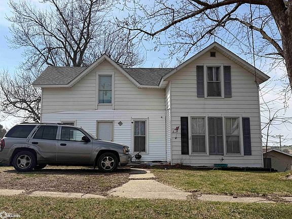 4th image of 215 Clay St