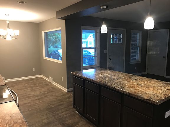 Great room/kitchen