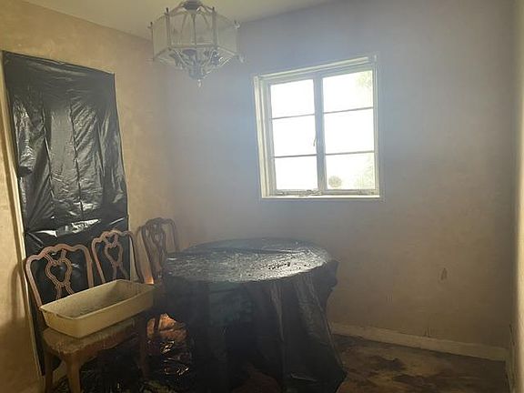 4th image of 606 Quade St