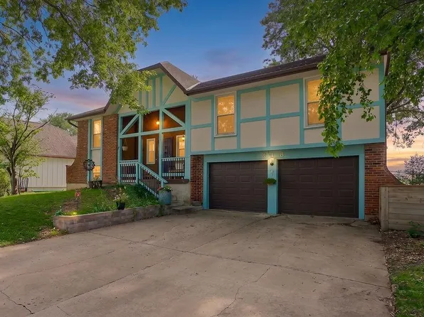 318 N Cherry St, Gardner, KS 66030