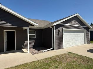 760 Ver Bunker Ave, Port Edwards, WI 54469