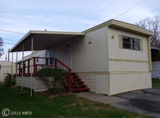 4 1st St, Lothian, MD 20711