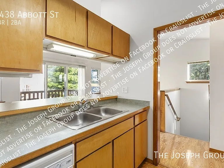 3438 Abbott St — Photo 20