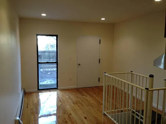 Rented by Crosstown Apartments NYC | media 22