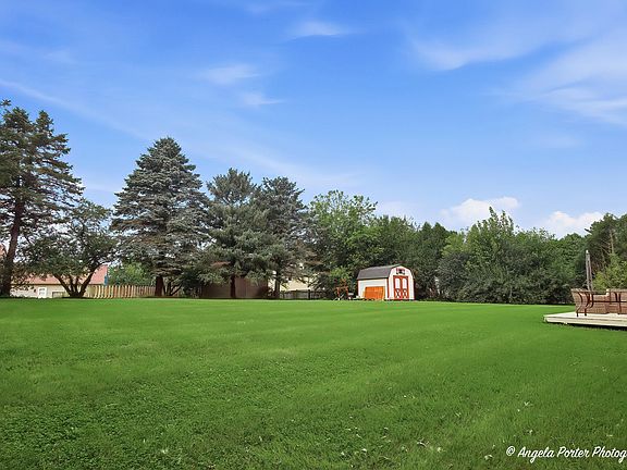 2nd image of 8707 Deer Trail Rd