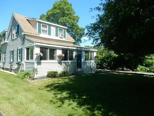 2nd image of 27 Worcester St