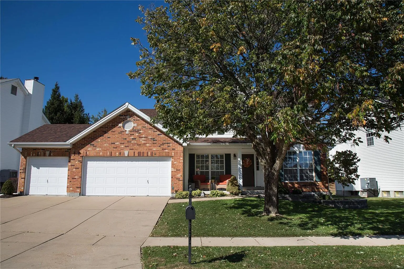 16341 Cherry Orchard Dr photo 1
