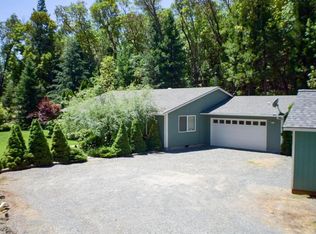 1088 Three Pines Rd, Grants Pass, OR 97526