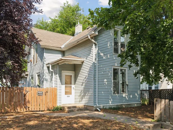 2220 16th Ave S, Minneapolis, MN 55404