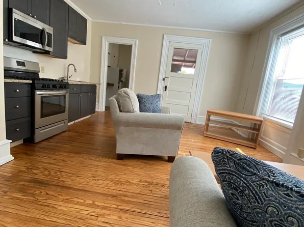 1051 West 4th Street - 1 Bedroom Units - 2W