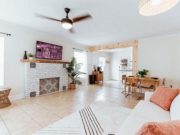 5th image of 2871 Bahia Vista St