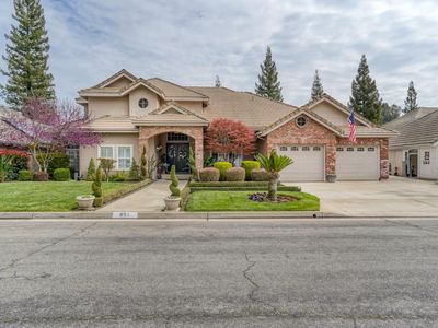 851 E Country View Cir, Fresno, CA, 93730