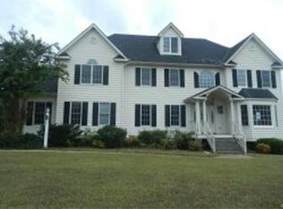 15049 Creekedge Pl, Colonial Heights, VA 23834