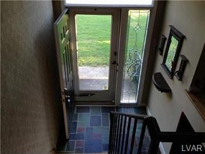 3rd image of 5534 Shawnee Dr