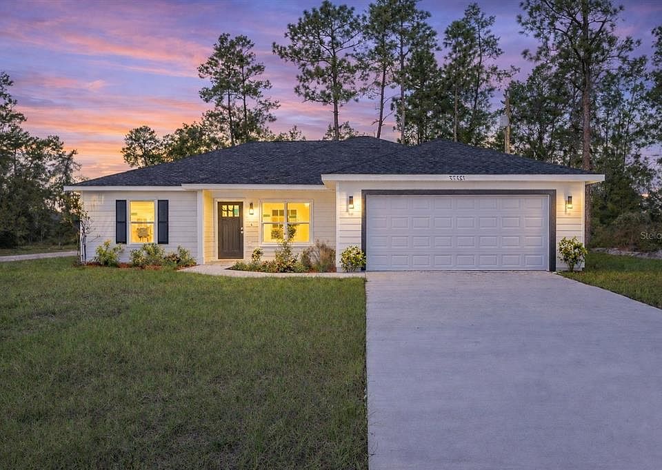 1st image of 10 Locust Loop Cir