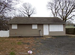 53 Croydon Rd, Amityville, NY 11701