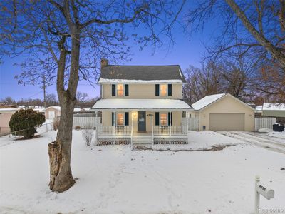 4755 Forest Ave, Waterford, MI, 48328
