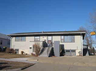 1910 N 14th St, Bismarck, ND 58501