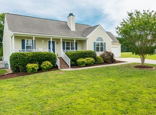 200 Broken Arrow Trl, Youngsville, NC 27596